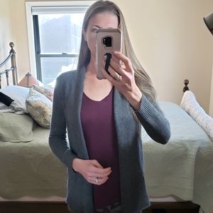 Neiman Marcus Cashmere cardigan